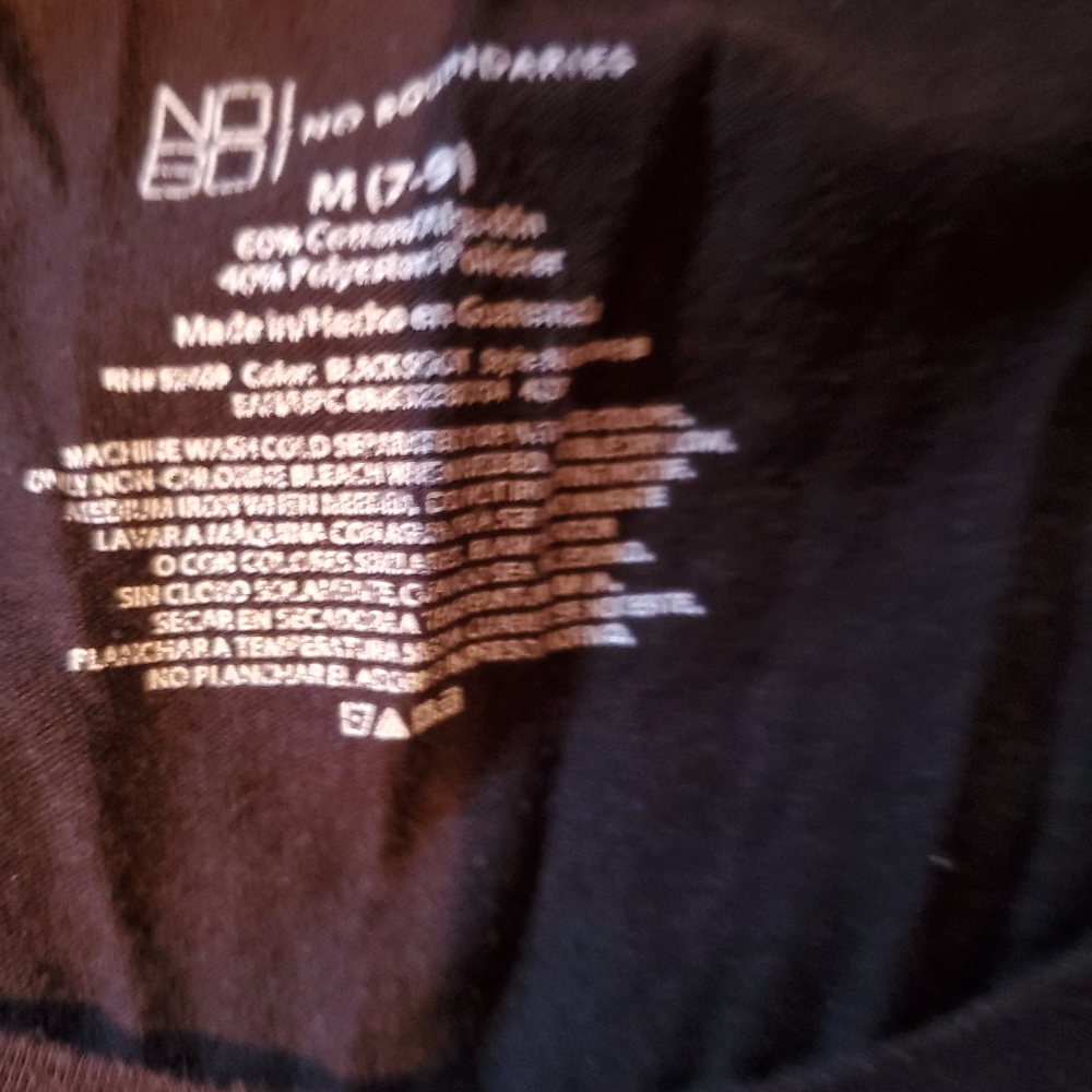 Shirts - Picture 3 of 4